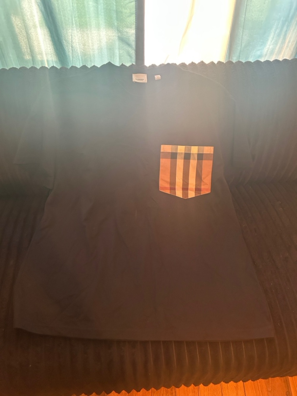 Men’s Checkered Pocket Burberry Tee •Worn Once •Excellent Condition •Black • 2XL